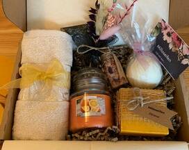 Milla Wellness Set Gift Box with Lemon Scent - Handmade Olive Oil Soap - Solid Shampoo